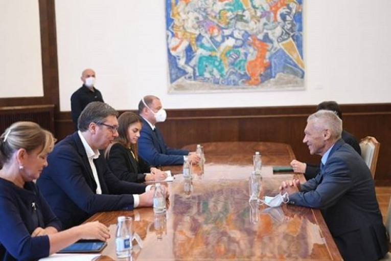 (FOTO) Vučić se sastao sa ambasadorom Ruske Federacije