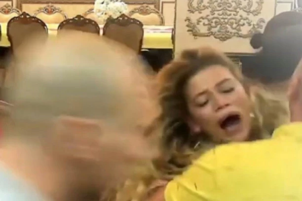 Drugi dan i već LOM: Prva tuča i nervni slom u devetoj sezoni "Parova"!