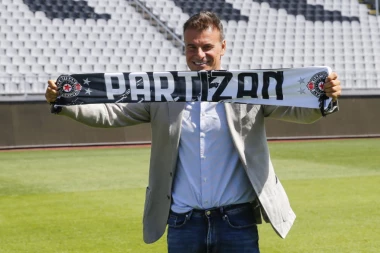 STANOJEVIĆ OTKRIO ŠTA JE PRESUDILO DA SE VRATI U HUMSKU: Imao sam fudbalske i profesionalne, a sada imam i emotivne ambicije!