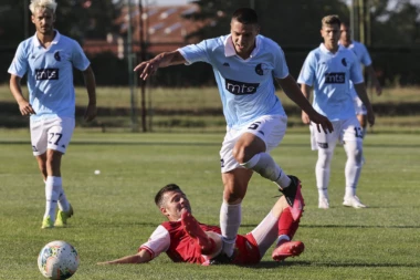 PROMENA NA BANJICI: Na klupu Rada seo bivši fudbaler Crvene zvezde