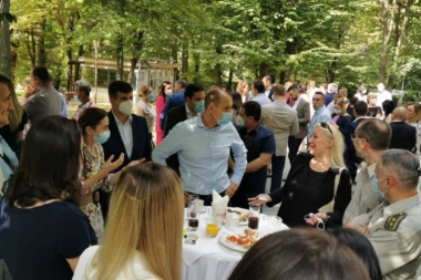 Lončar se zahvalio medicinarima kovid bolnica: Vi ste naši heroji!