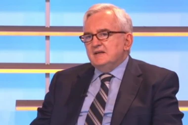 Dekan medicinskog fakulteta upozorava: Sa koronom još nismo završili