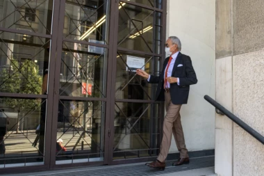 PODMUKLA IGRA BAHATOG TAJKUNA ŠARANOVIĆA: Miškovićev pajtos pokušava da preuzme firmu koja je STRATEŠKI važna za Srbiju!