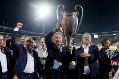 GRMI MARAKANA: Delije pevaju Mihi i šalju mu MOĆNU poruku podrške! (VIDEO, FOTO)