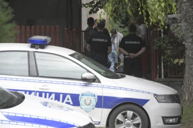 HOROR! POKUŠAJ UBISTVA U TUTINU: Posle svađe u kafani, izbo muškarca tri puta nožem u vrat!