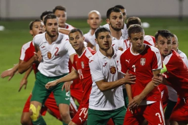 (FOTO) KATASTROFALNA PARTIJA: Srbija poražena od Bugarske! "Orlići" prvu šansu imali u 83. minutu