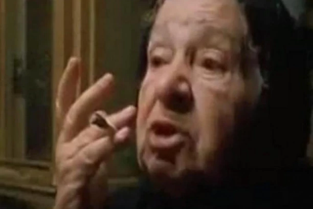 (FOTO) "NADUVANA BABA" iz "Rana" je majka jednog od naših najpoznatijih glumaca - BIĆETE U ŠOKU KAD SAZNATE KO JE U PITANJU!