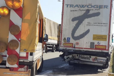 NOVI DETALJI NESREĆE! Trudnica UMRLA na prednjem sedištu, pežo sa 110 km/h odveo dvoje u smrt