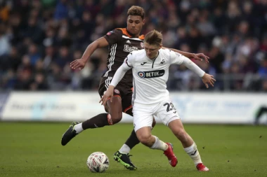 MURINJO ČUPA KOSU SA GLAVE: Aston Vila ukrala napadača Totenhemu i oborila rekord!