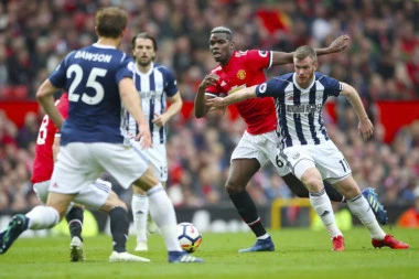 ODJEKNULA BOMBA: CR7 potpisao!