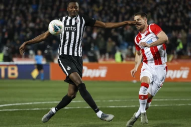 OTIŠAO KOD SADIKA: Zvezdin defanzivac POJAČAO Almeriju!