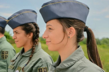 POSLE 9 GODINA: Vojska Srbije dobija dve nove žene vojne pilote!