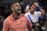 POTPUNO PROLUPAO! Kirjos OVIM REČIMA isprozivao Novaka, Federer se zadovoljno SMEŠKA...