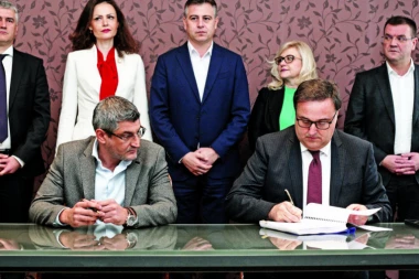 Babić u strahu od hapšenja zbog "Trejsa": Direktor "Koridora Srbije" ostao bez jezika