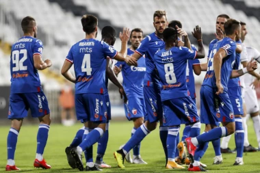 CRNOGORCI POMOGLI CRVENO-BELIMA: Zvezdi OLAKŠAN put ka Ligi Evrope!