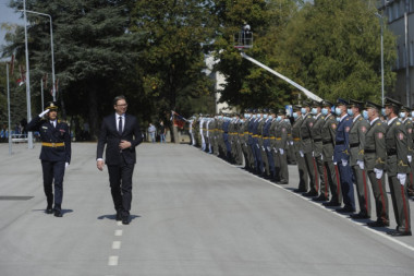 Vučić na promociji nove generacije oficira: U današnjem svetu nepredvidivosti, Srbija mora da ima jaku vojsku koja će nas čuvati