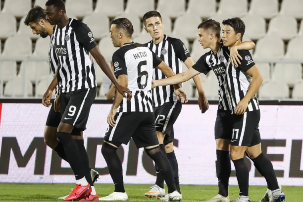 PANIKA U HUMSKOJ: Partizan zbog Hrvata OSTAJE bez velike love!