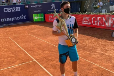 KECMANOVIĆ U EKSTAZI: Mladi srpski as preko Kicbila do snova - koliko može u Rimu?