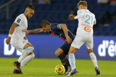 PSŽ SE PONOVO OBRUKAO: Marsej srušio šampiona - opšta tuča na terenu, pocrveneo i Nejmar!