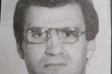 LIKVIDIRATI DIREKTORA INE! Div sa Voždovca od službe je dobio zadatak a onda se priklonio Draškoviću