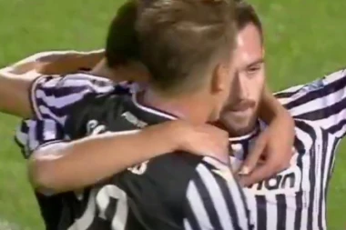 REMI NA TUMBI! PAOK i Olimpijakos zapalili Grčku (VIDEO)