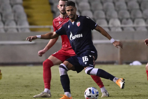 (TVITER) DELIJE POTPUNO POBESNELE: Falćineli na ŽESTOKOM udaru navijača Crvene zvezde!