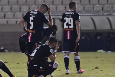 "DELIJE" OČIMA NE VERUJU: Nakon kiparske ELIMINACIJE, Zvezdu čekaju PAKLENI timovi na putu do Lige Evrope!