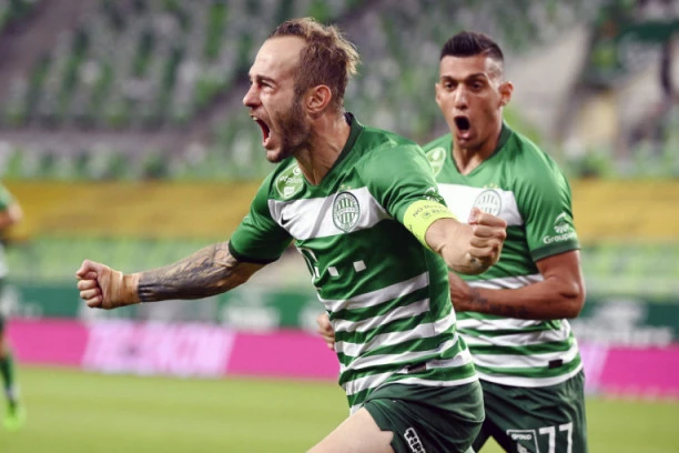 ZAGREPČANI SE PRIDRUŽILI ZVEZDI: Ferencvaroš NOKAUTIRAO Dinamo i stigao na korak od Lige šampiona!
