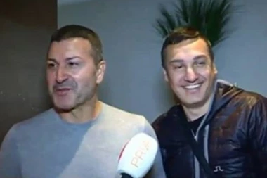 (FOTO) ĐOGANIJEVA NASLEDNICA SE SKINULA: Polugola, pokazala bujno poprsje, OVO NIKO NIJE OČEKIVAO OD NJE!