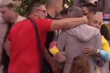 Psovao mu Nadeždu: Toma krenuo da BIJE Lepog Miću!