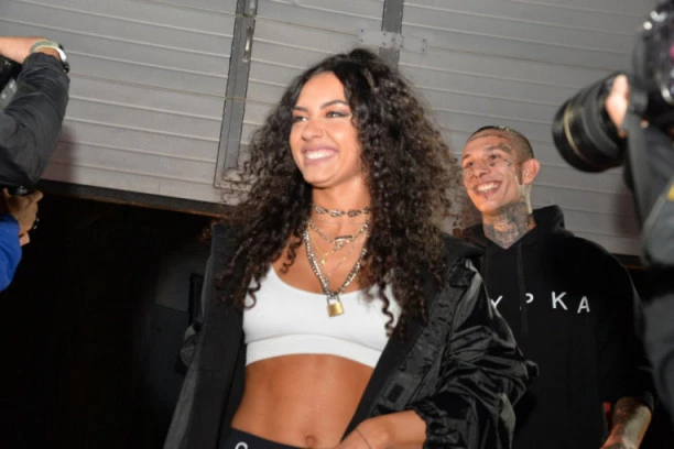 Raskrinkao ju je "drug": Evo šta je Paula radila ZA SAMO 20 EVRA - Pipkao je ko je hteo!