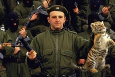 Evo šta se dogodilo sa Arkanovim tigrom: Željko se nije odvajao od svog ljubimca, jednom ga je čak pustio i na teren Obilića