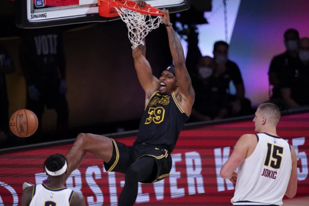 ULIČARSKO PONAŠANJE: Bruka i sramota - NBA zvezde se PODSMEVAJU Jokiću!