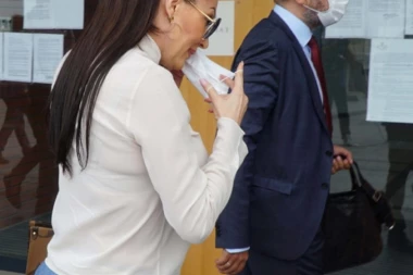 Ceca došla na suđenje sa Karleušom! Evo šta je izjavila u vezi druge strane: ZGADILO MI SE...!