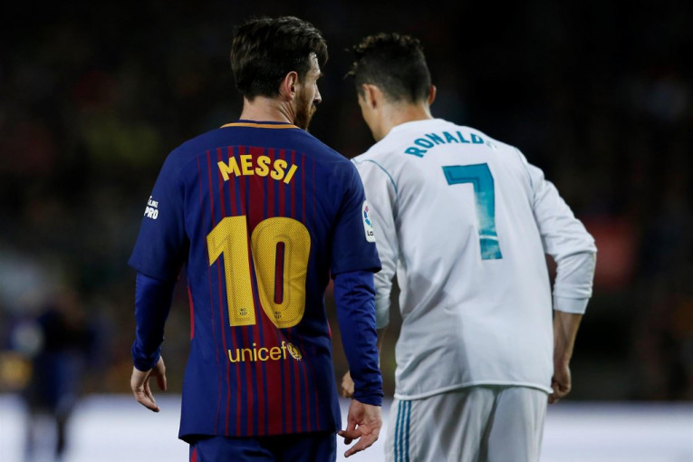 Messi i Ronaldo grający w szachy podbijają internet