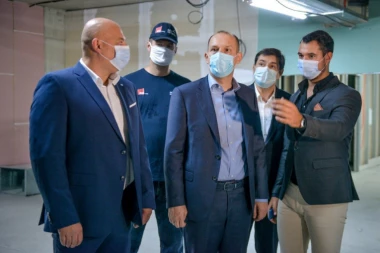 (FOTO) Zlatibor Lončar obišao radove: Prvi pacijenti u novoj zgradi KCS za manje od godinu dana!