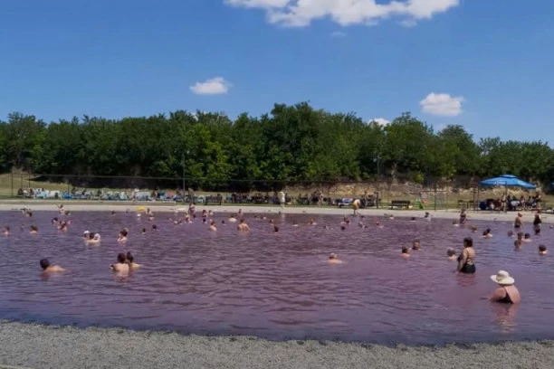 MEDICINSKI TURIZAM U TERMALNOJ BANJI PAČIR: Ružičasti dragulj Bačke pravi raj za posetioce!