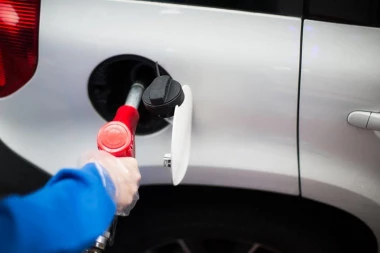 PALE PRVE PRIJAVE: Inspekcija obišla trgovace koji ograničavaju prodaju goriva