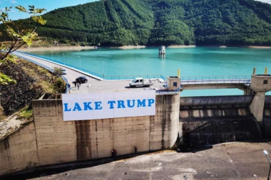 ZAHVALNOST SRBA SA KIM AMERIČKOM LIDERU: Gazivode postale "Tramp lejk"