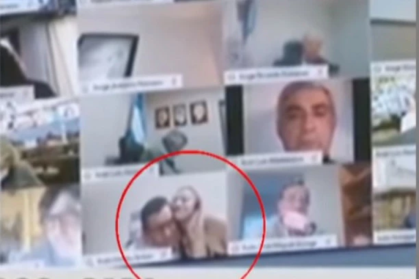 (VIDEO) SE*S SKANDAL: Poslanik uhvaćen javno U PRISNOM ODNOSU SA PARTNERKOM! Svedoci nisu verovali šta gledaju