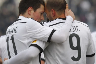 POTVRĐENO: Miljenik "Grobara" se VRAĆA već danas!