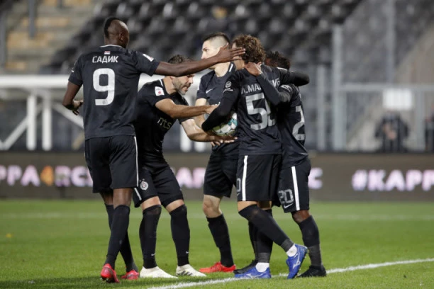 ŠOK ZA CRNO-BELE: Akter duela u Šarlroa zaražen koronom!