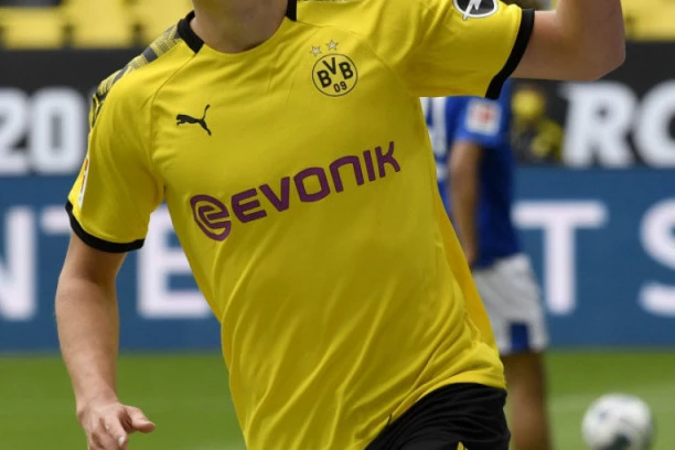 KAO ZVEZDA I PARTIZAN: Milan doveo NOVOG HALANDA!