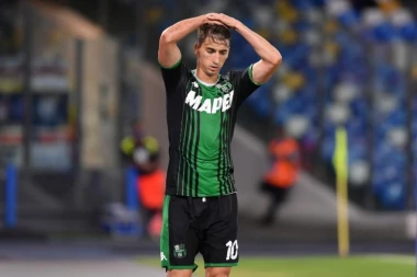 (VIDEO) O FILIPOVOJ SUKNJICI BRUJI CELA ITALIJA: Četvorka Sasuola, MAJSTORIJA Đuričića!