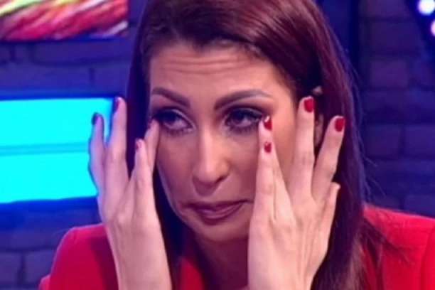 "Povraćam svako jutro": Nadežda Biljić u teškom stanju zbog Tome!