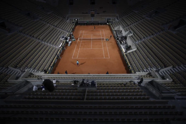 SUNARODNIK MU DOŠAO GLAVE: Ispao 10. nosilac na Rolan Garosu