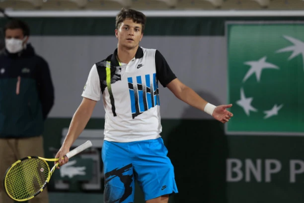 KOŠMARAN KRAH SRPSKOG TENISA U PARIZU: Zverev samleo Kecmanovića!