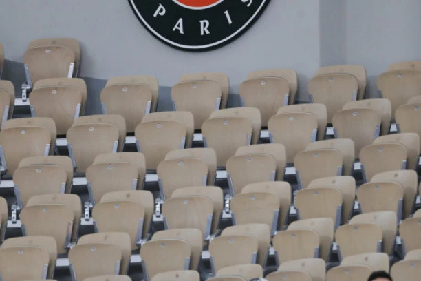 ROLAN GAROS OSTAO BEZ NEKADAŠNJEG ŠAMPIONA: Bivši drugi reket sveta ELIMINISAN u Parizu