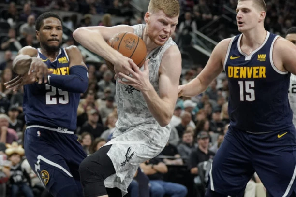 SKANDAL U AMERICI: NBA zvezda završila iza rešetaka, evo šta mu je došlo glave!