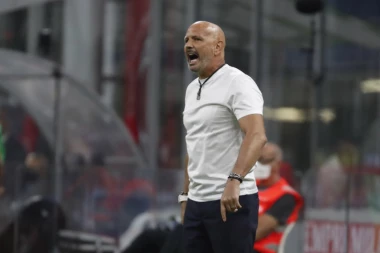 MIHAJLOVIĆ ODLAZI NA OSTRVO? Bolonja se oprašta sa Sinišom, a SRPSKI FUDBALER trlja ruke!